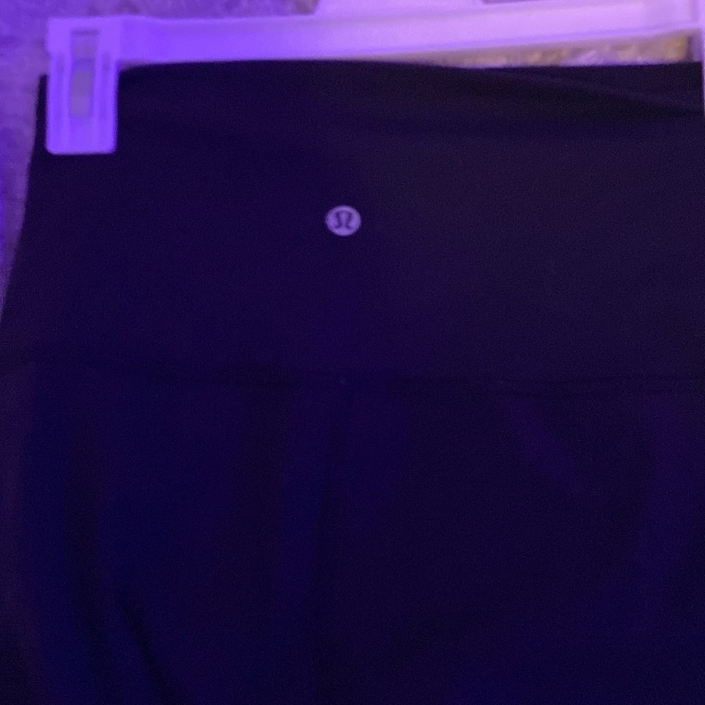 Black Lululemon leggings